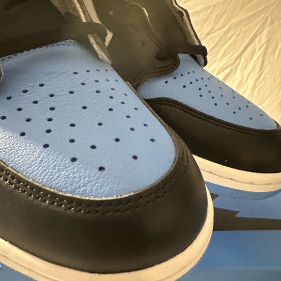 *BRAND NEW* AIR JORDAN RETRO HIGHT TOP OG DZ5485 400 - Picture 5 of 16